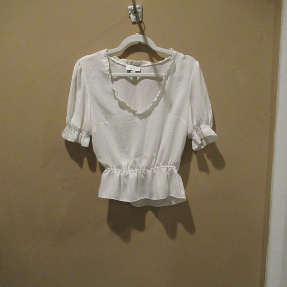 So Innocent Blouse - Picture 1 of 2